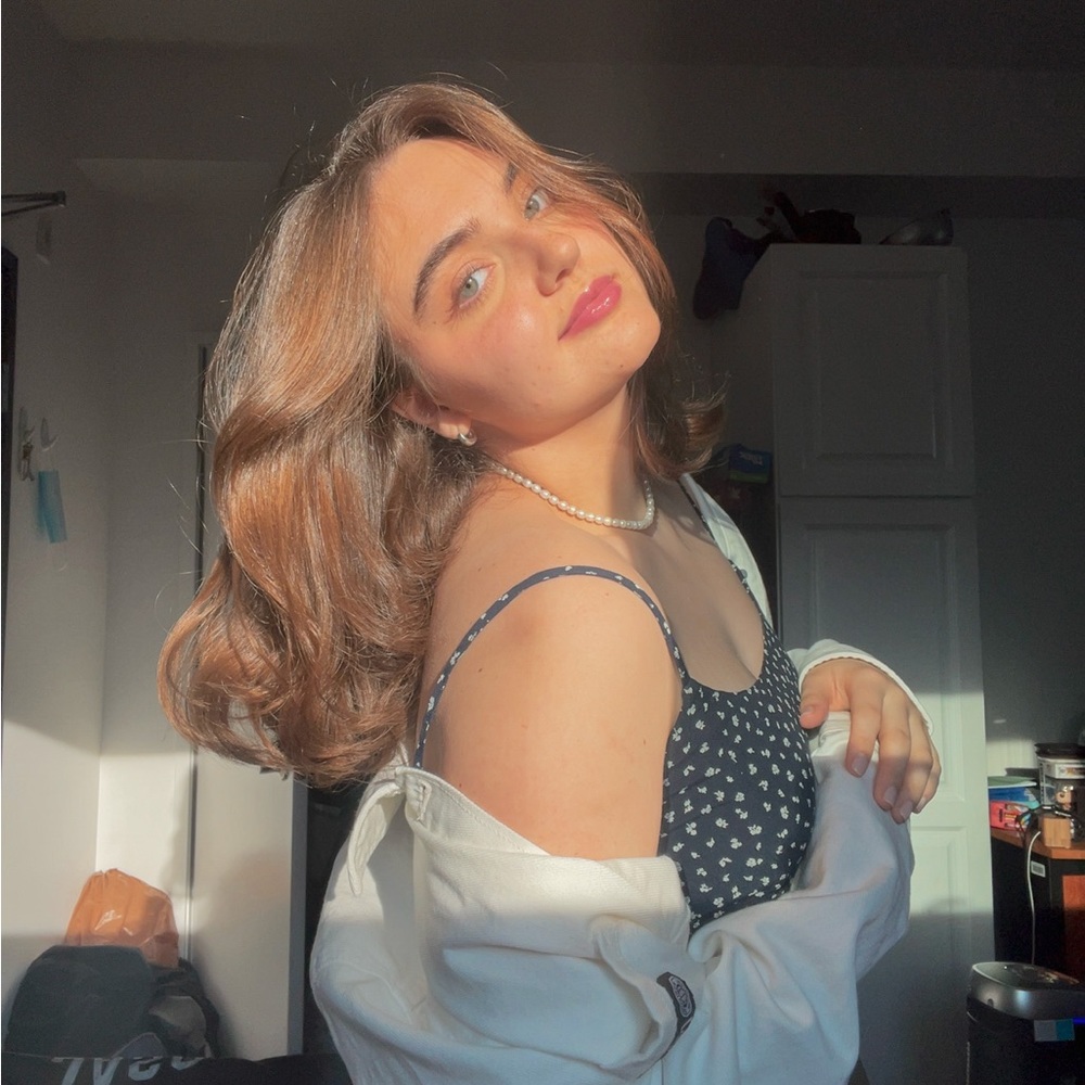 Meet your Posher, Cece